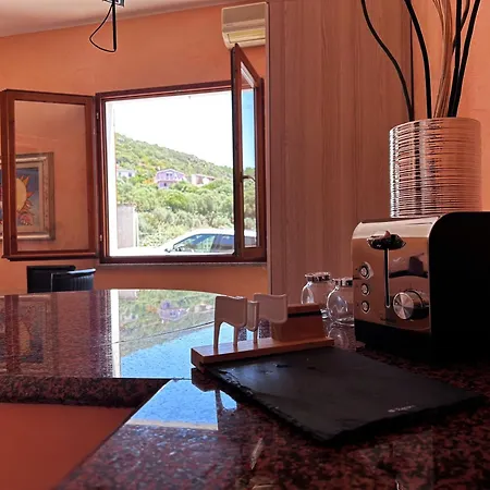 Semesterbostad La Piccola Perla